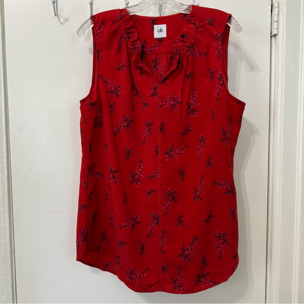 CAbi #5222 Red Floral Print, Sleeveless Blouse Size L